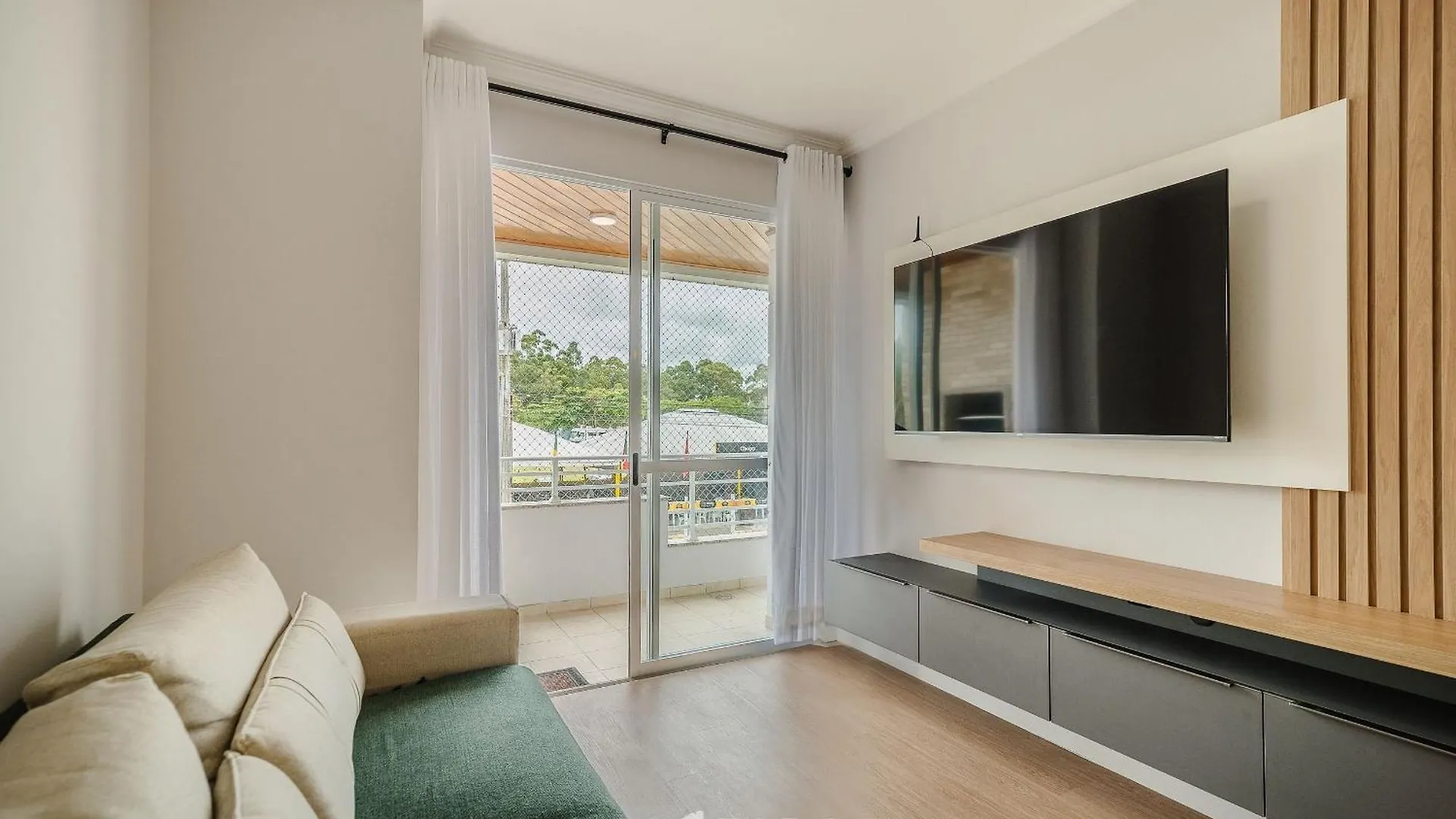 Apto Charmoso Apenas 350M Da Praia! - Vgn0102 Florianópolis 아파트